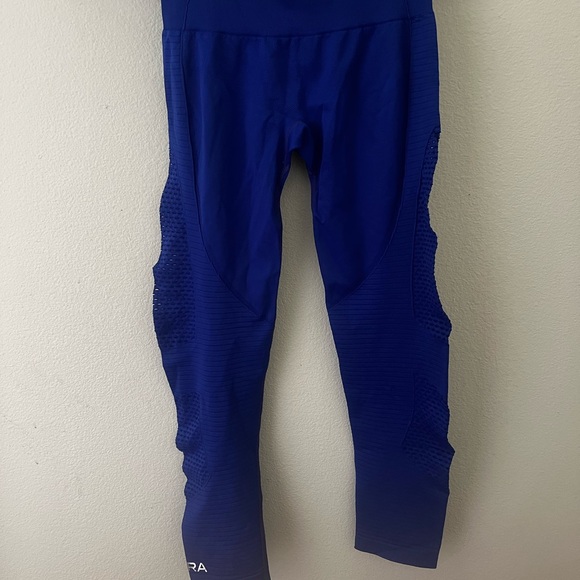 Hera Hero woman Large blue workout leggings New - Picture 2 of 4